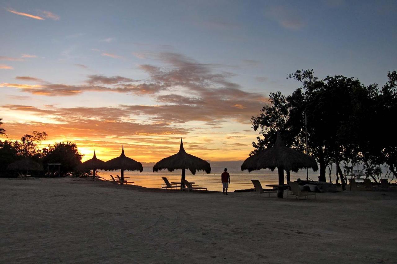 Bluewater Panglao Resort Exterior foto